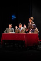 Vjerno, ali bez dodane komediografske vrijednosti