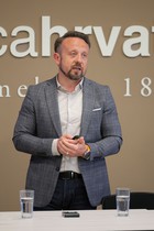 45 godina hrvatske političke emigracije